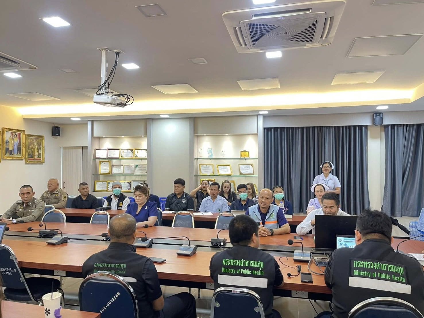 เข้าร่วม ประชุมเชิงปฎิบัติการเพื่อพัฒนาศักยภาพบุคคลกรสาธารณสุขและภาคีเครือข่ายด้านยาเสพติด