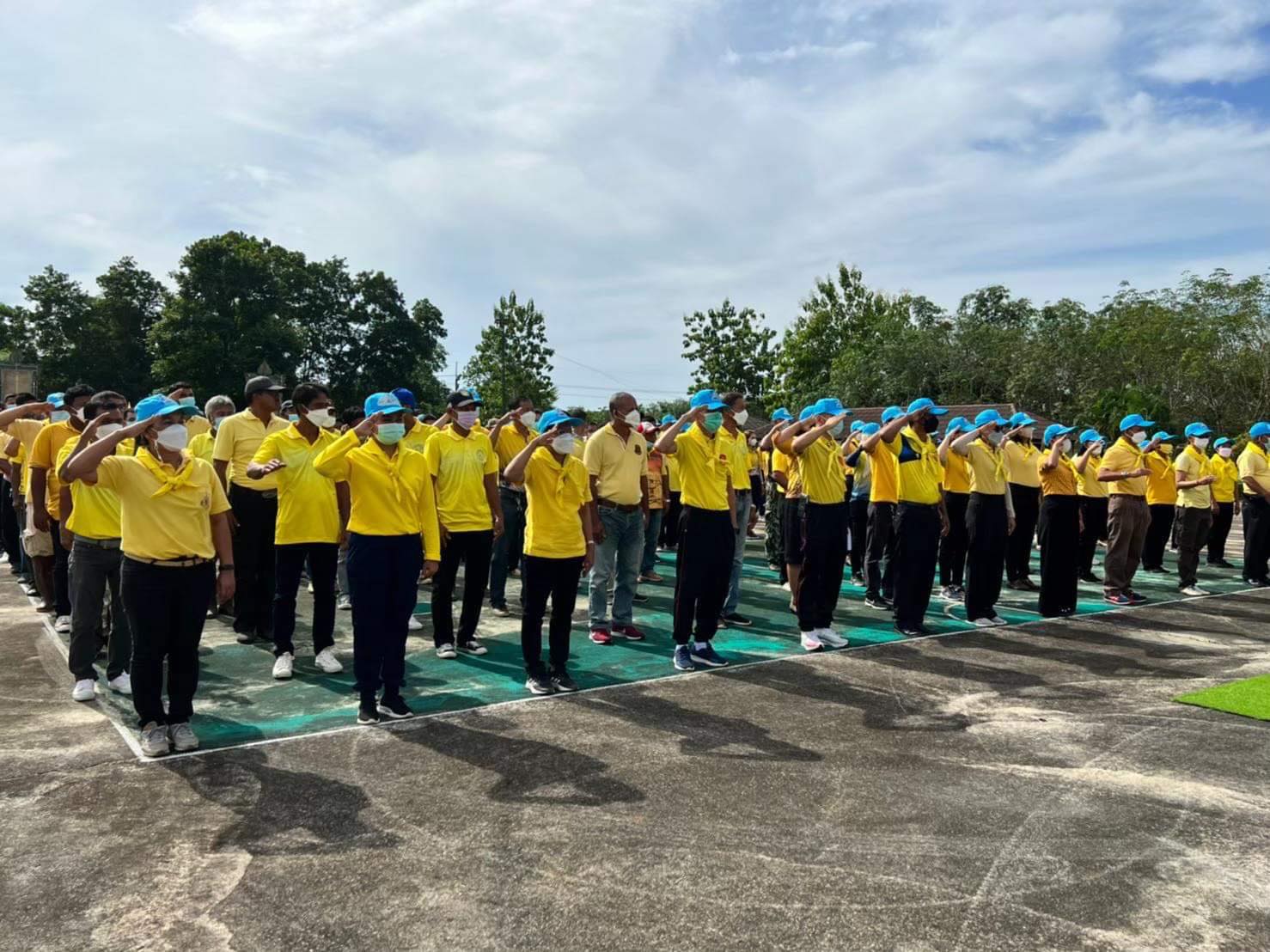 การจัดกิจกรรมจิตอาสา ทำความสะอาดทางสาธารณะภายในเทศบาลและการทำกิจกรรม 5 ส. ภายในสำนักงานและ กิจกรรมการร่วมกันปลูกต้นไม้กรณีร่วมกับหน่วยงานราชการอื่น